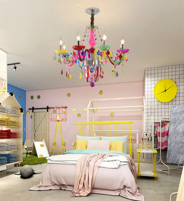 बच्चों के बेडरूम झूमर ग्लास क्रिस्टल झूमर रंगीन सपने देखने वाला लवली मैकरॉन