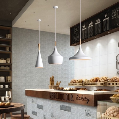 एलईडी धातु लकड़ी नॉर्डिक आधुनिक लटकन प्रकाश रेस्तरां क्रिएटिव सजावटी