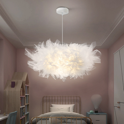 आधुनिक नॉर्डिक क्रिएटिव व्हाइट यार्न एलईडी झूमर सरल सफेद बादल लटकन प्रकाश बेडरूम के लिए